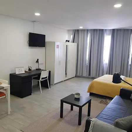 Апартаменты Almada Downtown 402 Порту