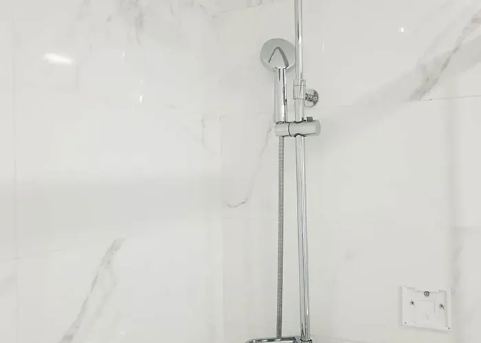 Almada Downtown 402 Apartman *